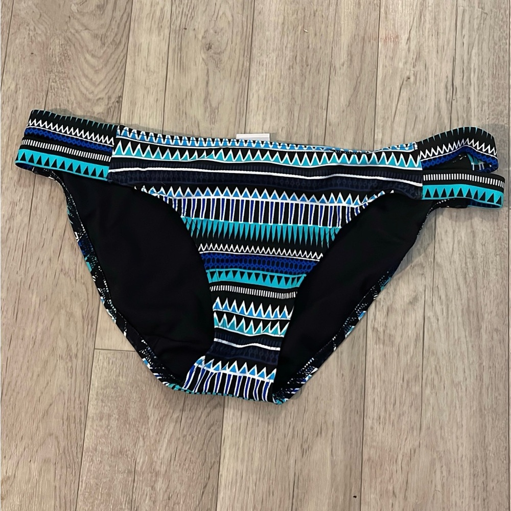 🎉Jag xl swim bottoms blue black Aztec cut out sides NWOT